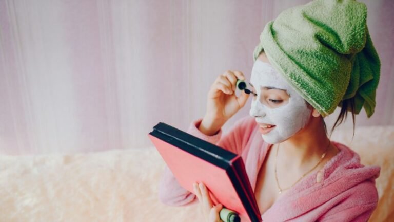 How to Maintain Healthy Skin During Winter